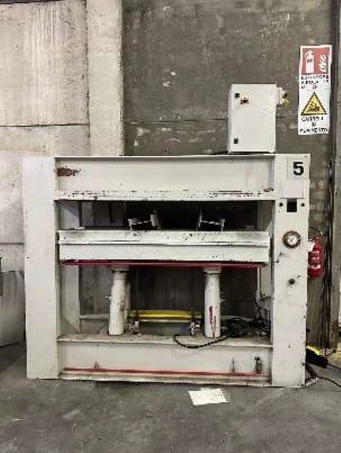 4PR252515-Caselli-Group-PRESSA-PER-CURVATO-PELLEGRINI-DIM- PIANI-2000-X-800-MM.jpg